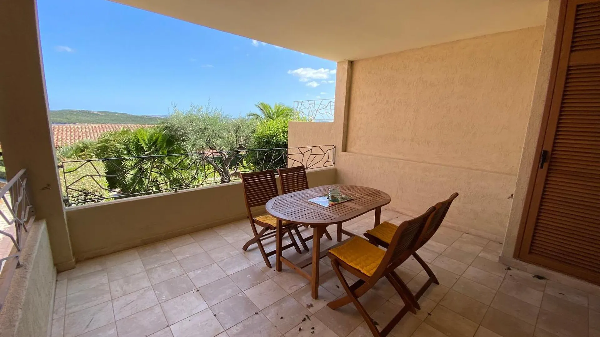 Seaview Apartment Порто-Поццо 0*,