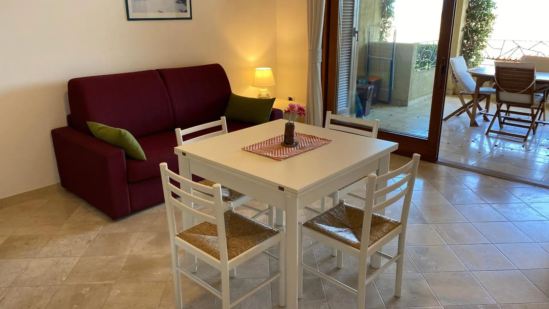 Seaview Apartment Порто-Поццо Италия